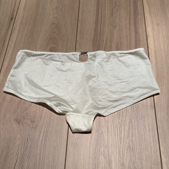 Set of 3 sexy NWOT festive women’s panties Medium 6 Victoria Secret, Aerie & H&M - Picture 6 of 10